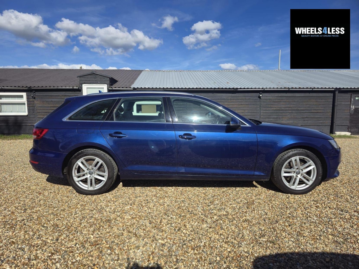 Used Audi A4 2016 for sale - 76384617: Photo 32
