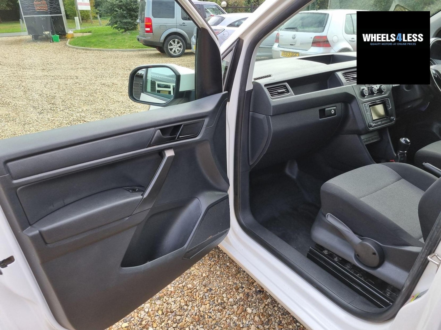 Used Volkswagen Caddy 2018 for sale - 76384642: Photo 10