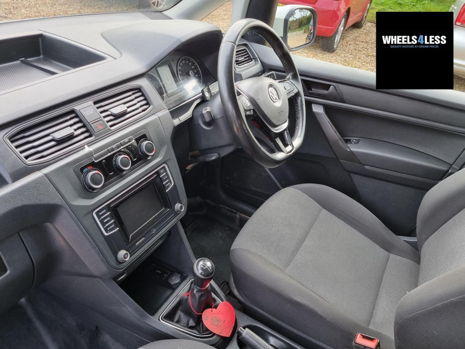 Used Volkswagen Caddy 2018 for sale - 76384642: Photo 15