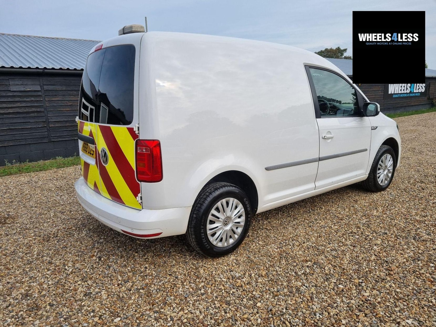 Used Volkswagen Caddy 2018 for sale - 76384642: Photo 3