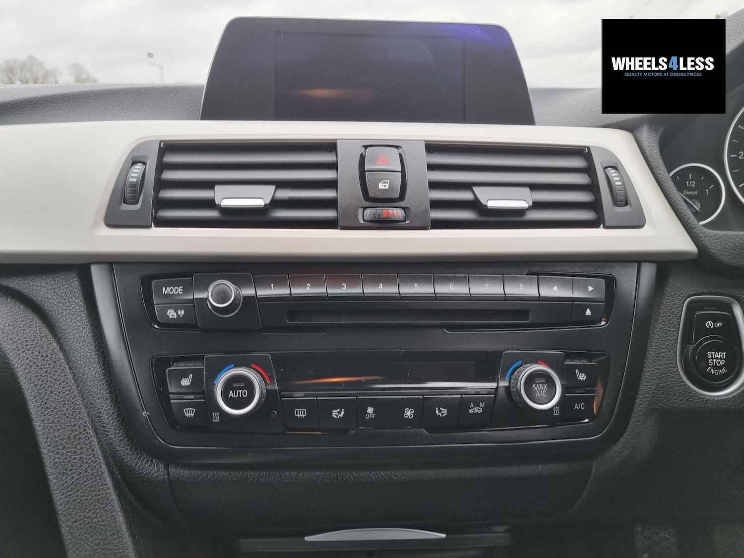 Used BMW 3 Series 2014 for sale - 77616299: Photo 17