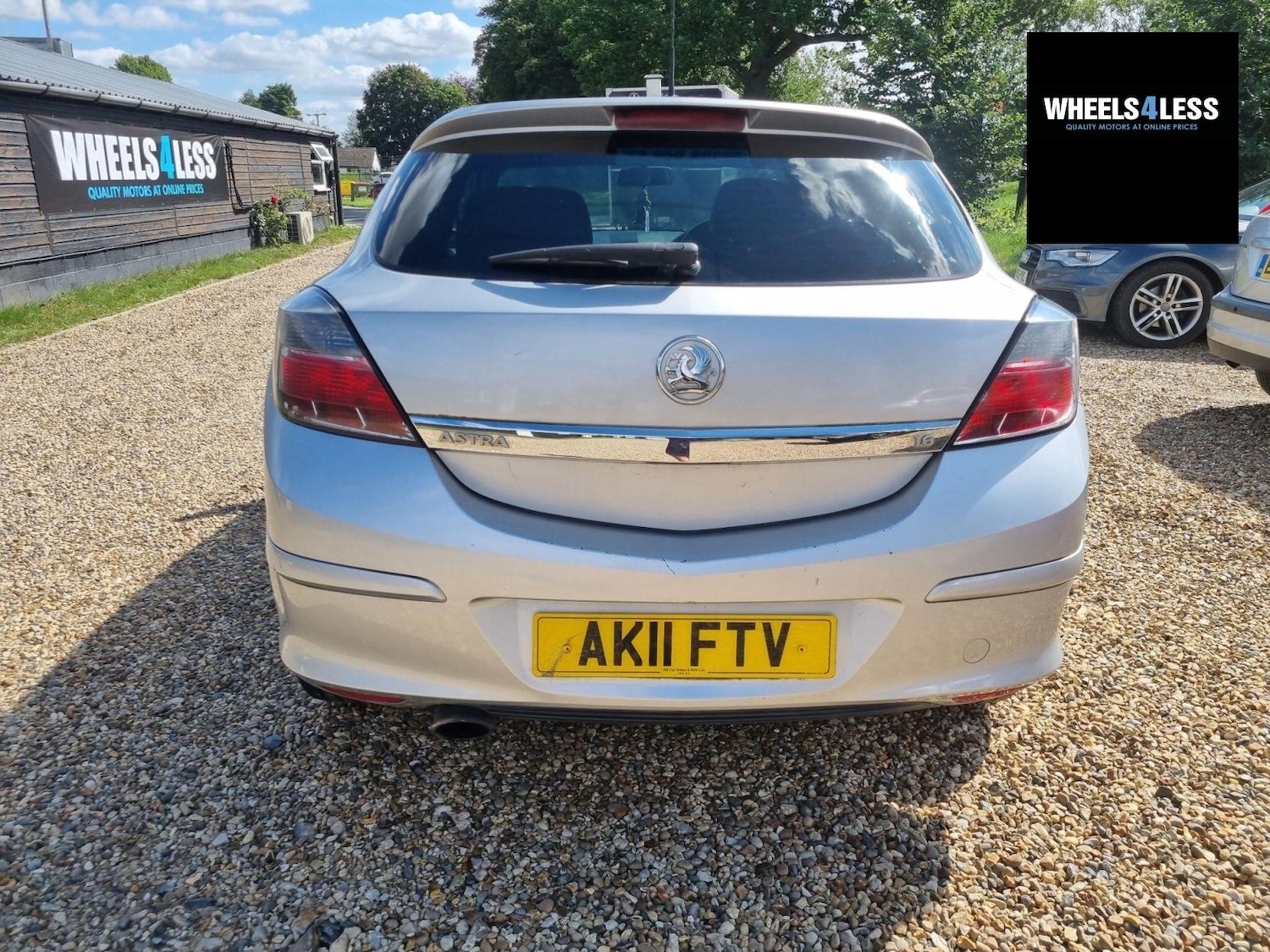 Used Vauxhall Astra 2011 for sale - 76384641: Photo 5