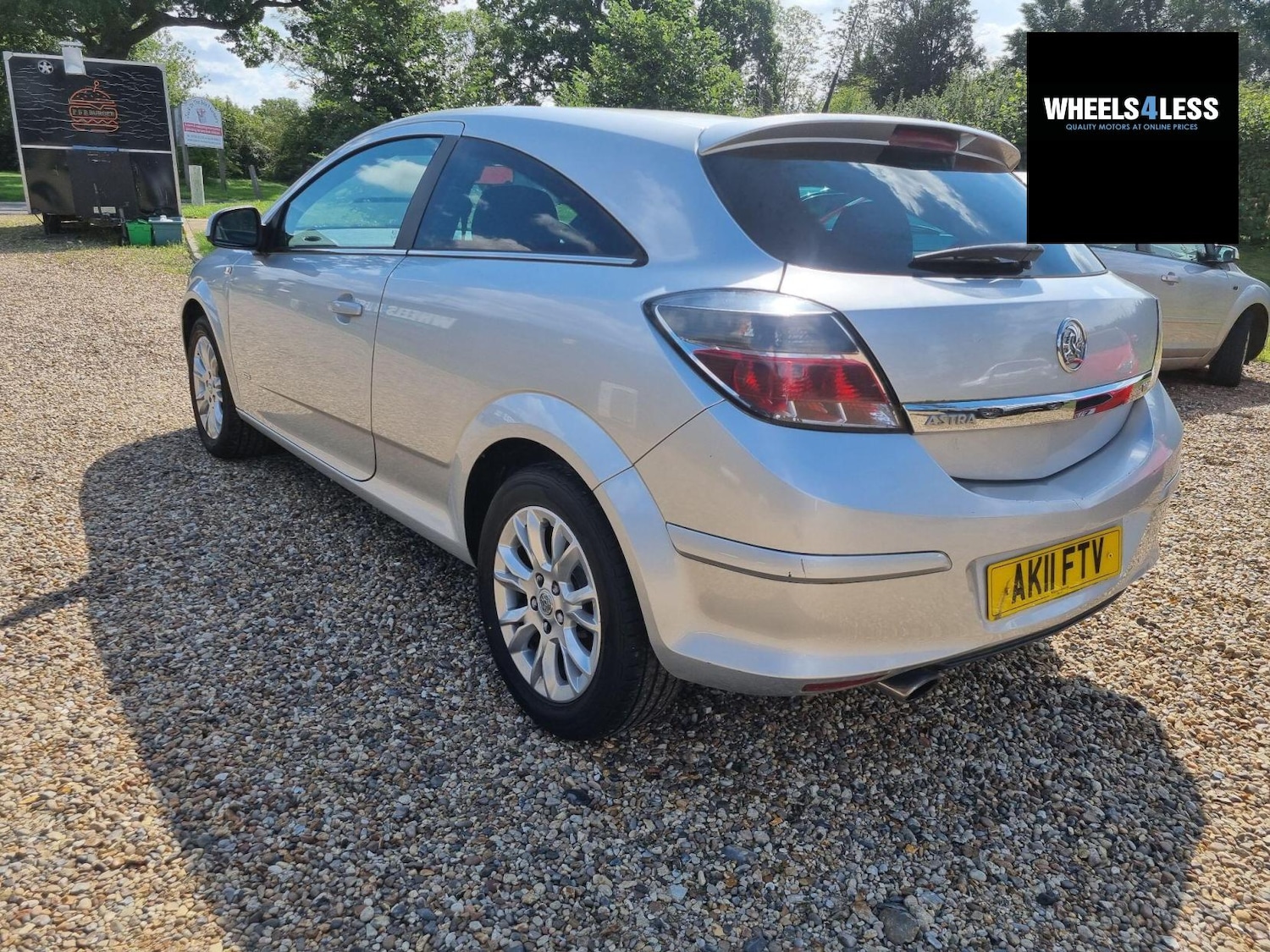 Used Vauxhall Astra 2011 for sale - 76384641: Photo 6