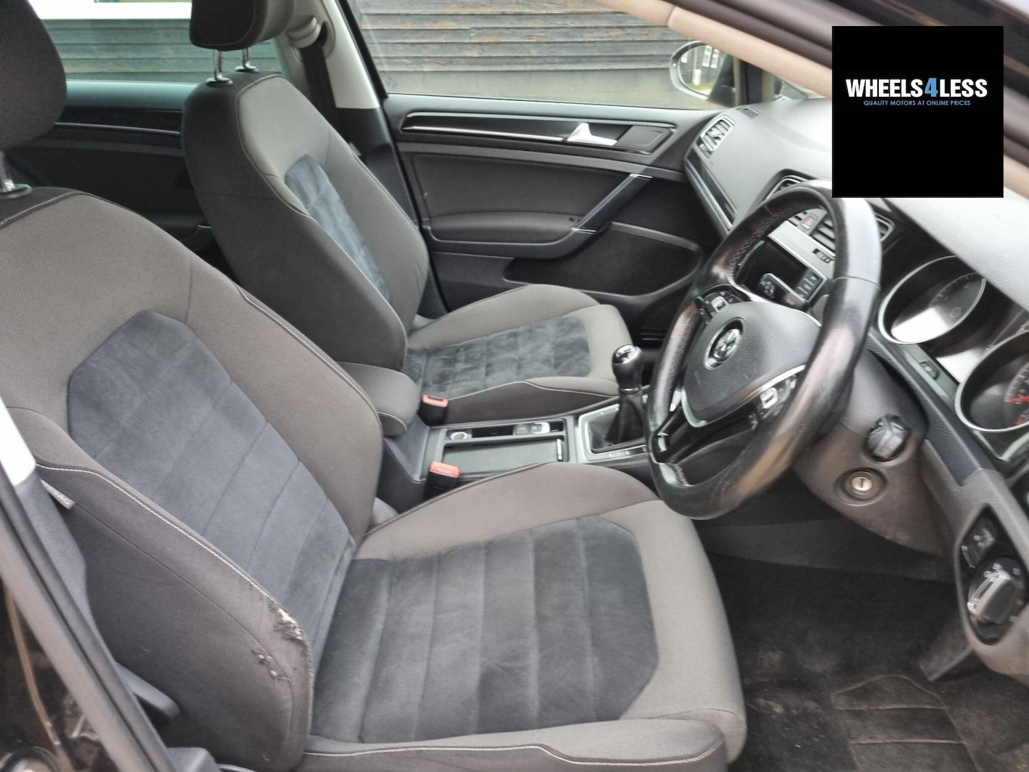 Used Volkswagen Golf 2014 for sale - 76384585: Photo 11