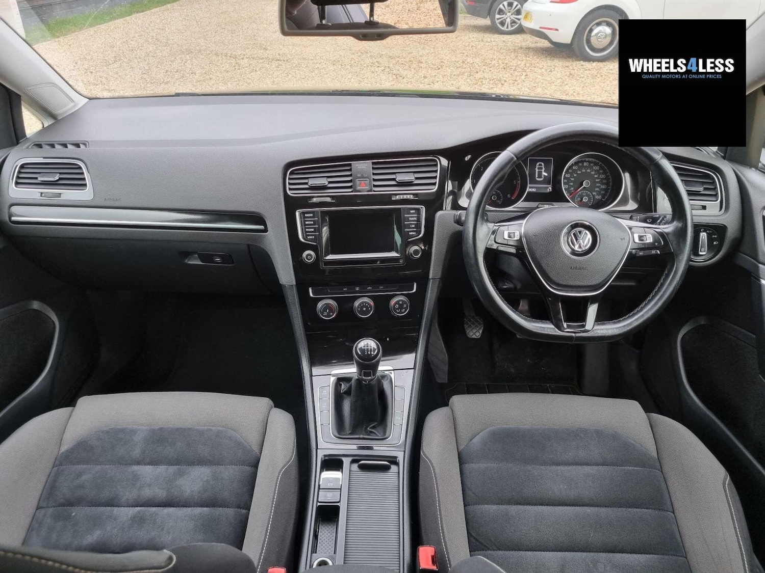 Used Volkswagen Golf 2014 for sale - 76384585: Photo 5