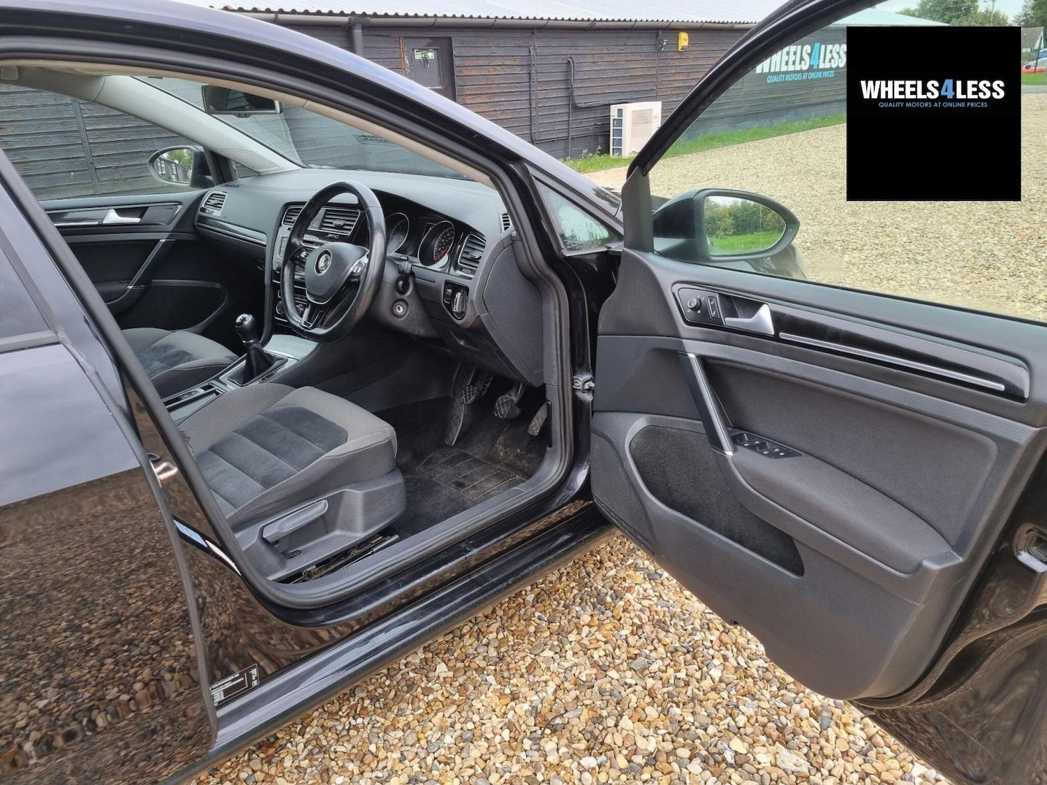 Used Volkswagen Golf 2014 for sale - 76384585: Photo 9