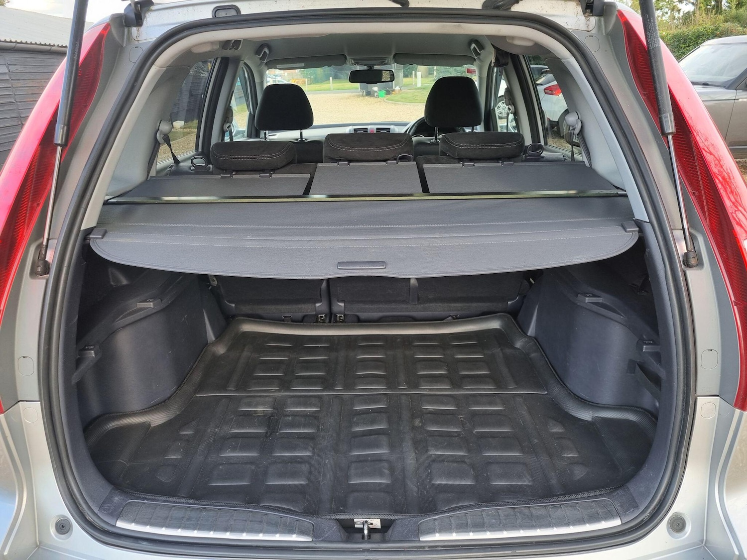 Vehicle 28