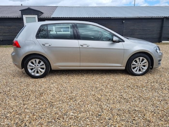 Used Volkswagen Golf 2013 for sale - 75634632: Photo