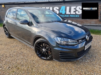 Used Volkswagen Golf 2015 for sale - 78478875: Photo