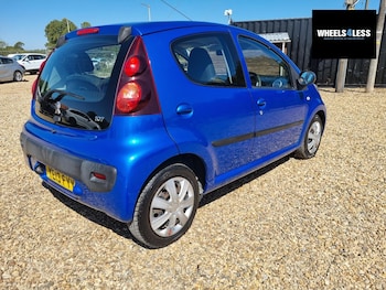 Used Peugeot 107 2013 for sale - 79515841: Photo