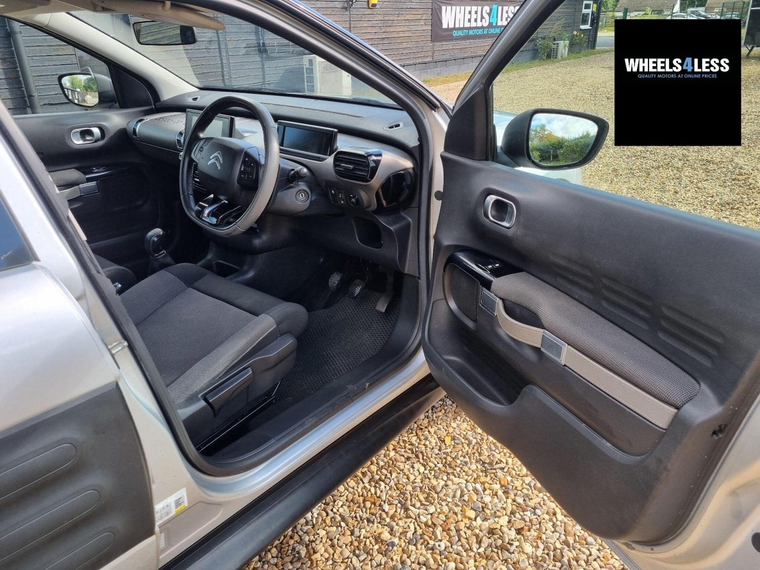 Used Citroen C4 Cactus 2016 for sale - 76384611: Photo 11