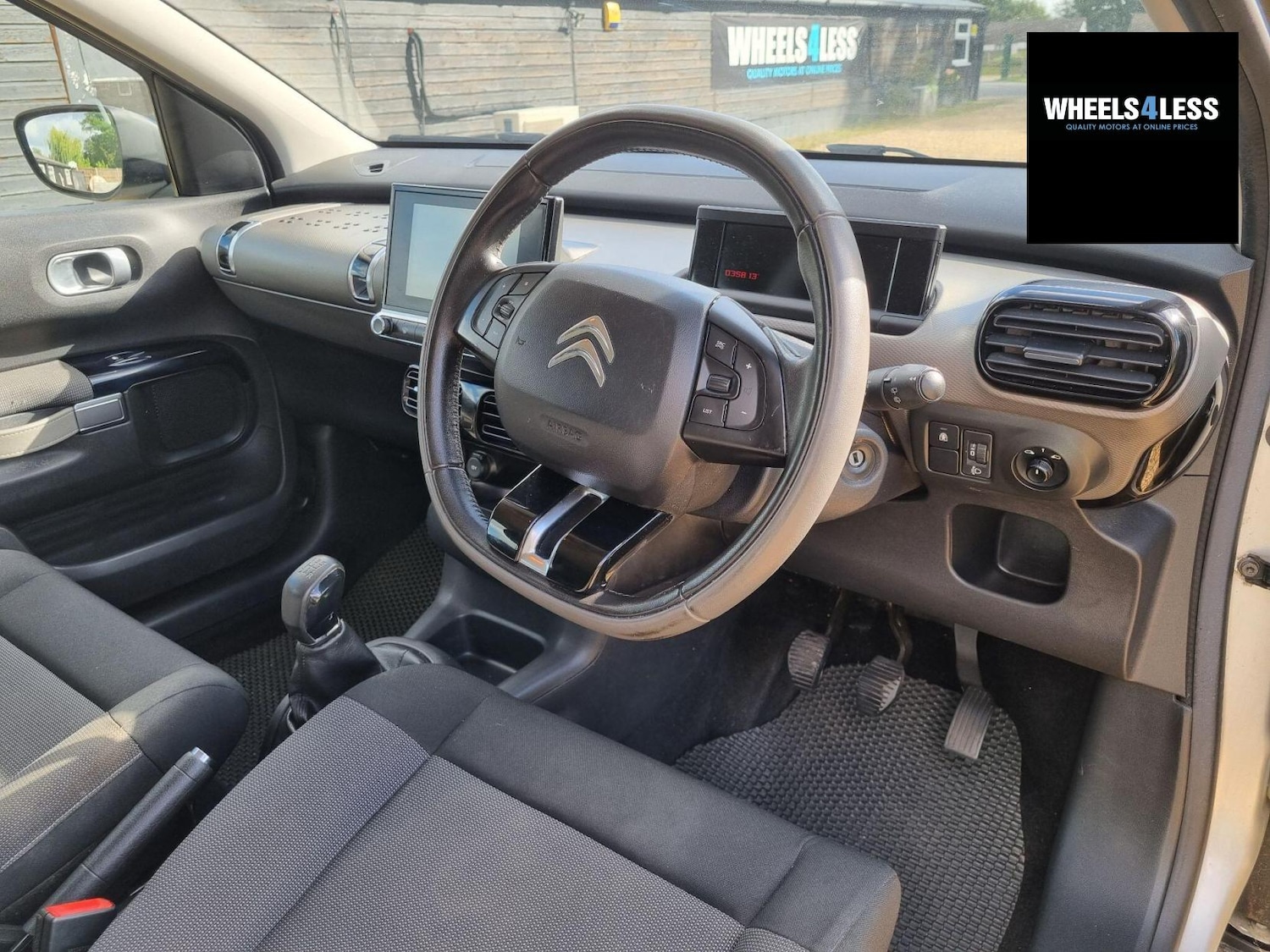 Used Citroen C4 Cactus 2016 for sale - 76384611: Photo 12