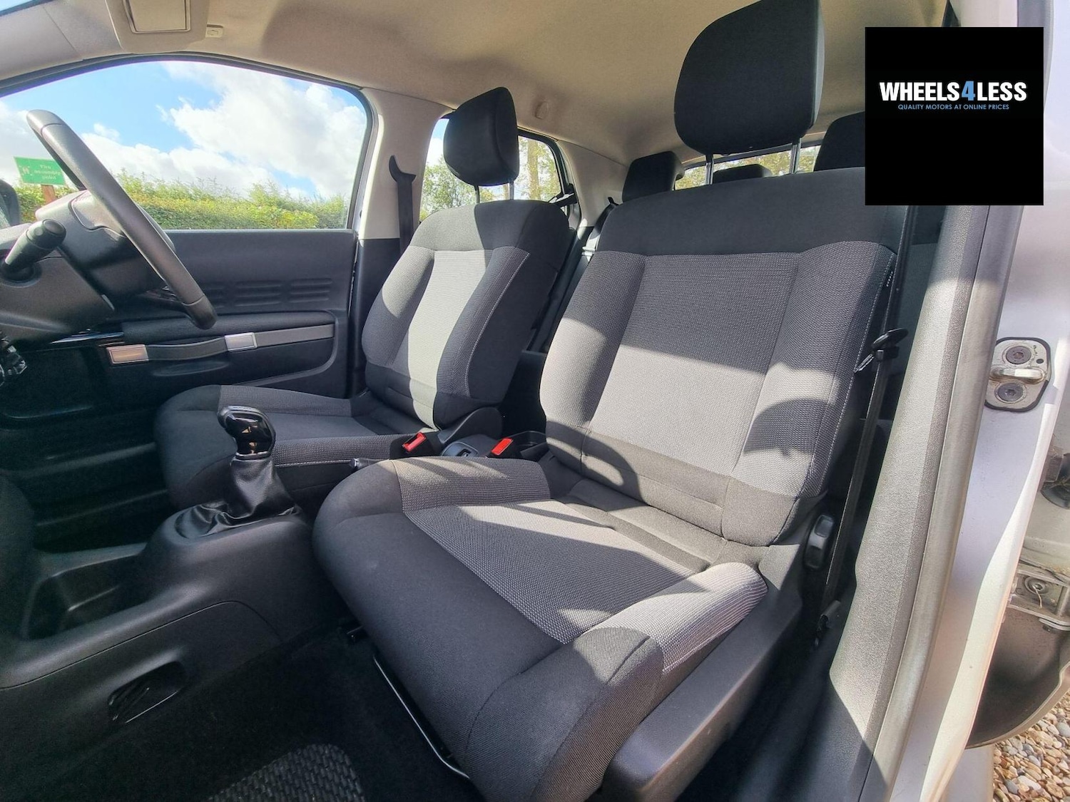 Used Citroen C4 Cactus 2016 for sale - 76384611: Photo 25