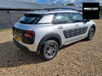 Used Citroen C4 Cactus 2016 for sale - 76384611: Photo