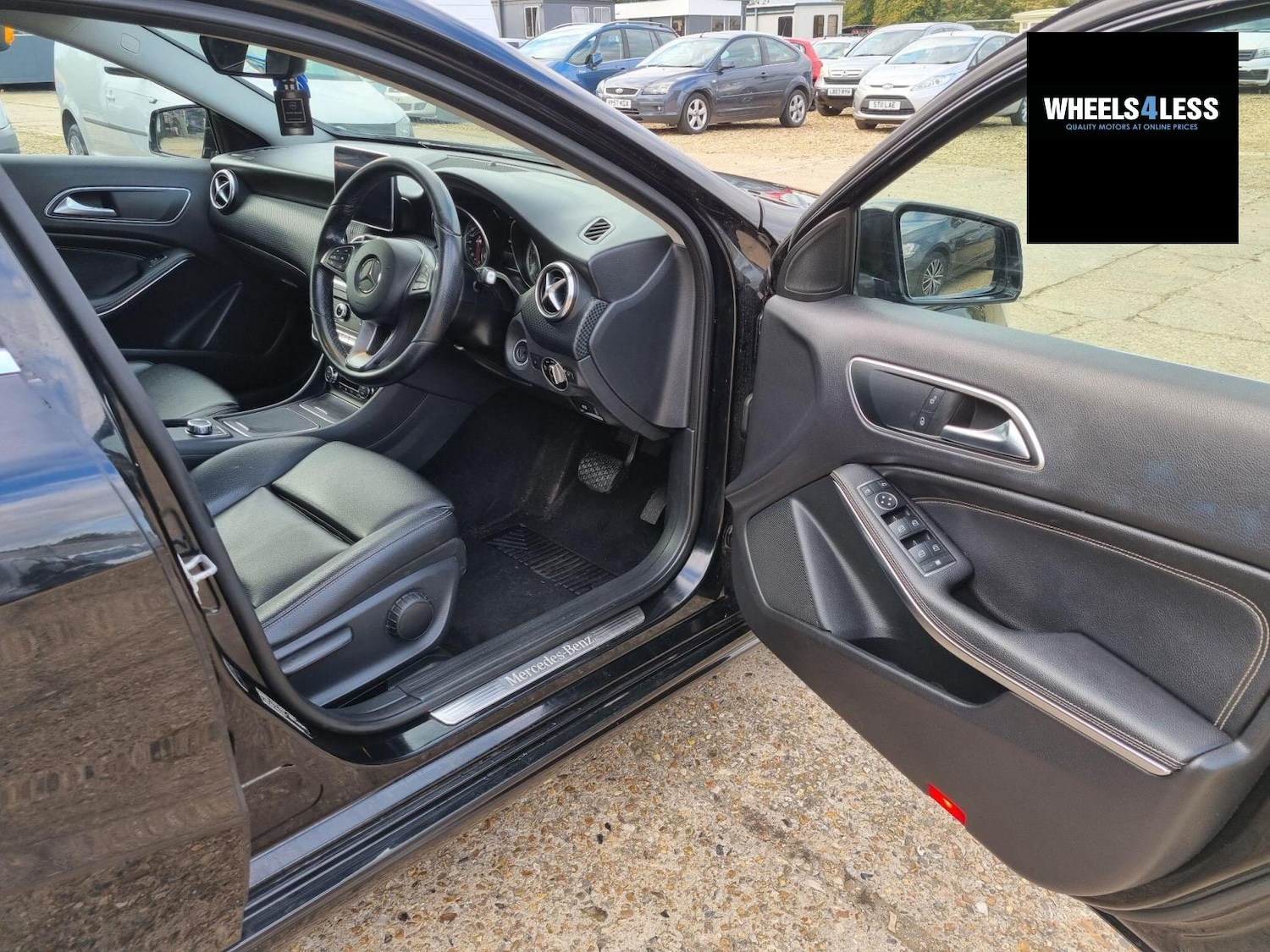 Used Mercedes-Benz A-Class 2016 for sale - 76384605: Photo 10