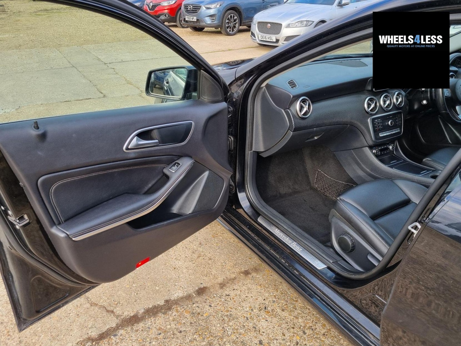 Used Mercedes-Benz A-Class 2016 for sale - 76384605: Photo 23