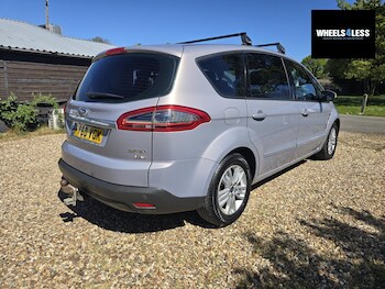 Used Ford S-Max 2010 for sale - 79407821: Photo