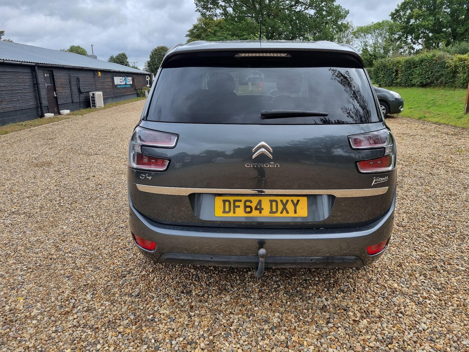 Vehicle 5