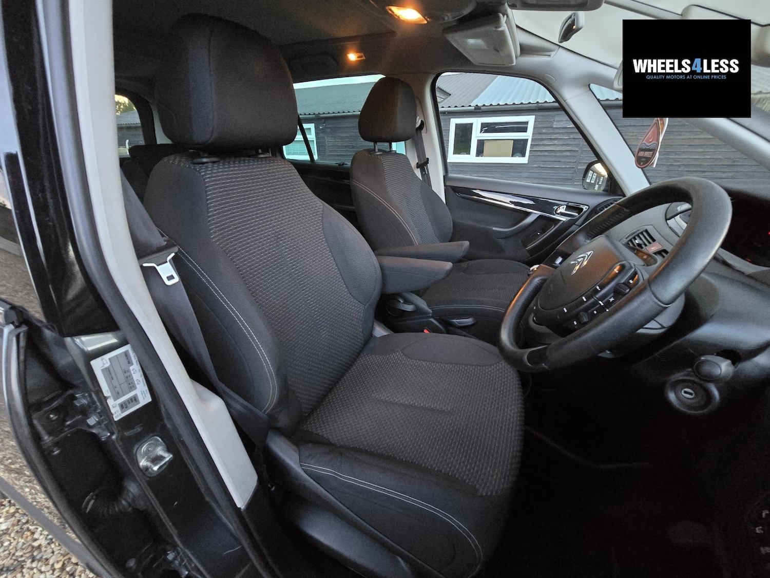 Used Citroen Grand C4 Picasso 2012 for sale - 77833771: Photo 5