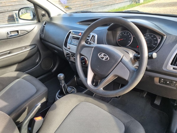 Used Hyundai i20 2014 for sale - 76226932: Photo 11