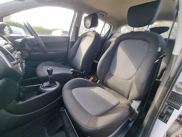 Used Hyundai i20 2014 for sale - 76226932: Photo 25