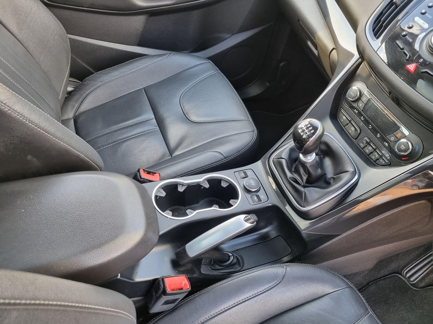 Used Ford Kuga 2015 for sale - 76001116: Photo 14