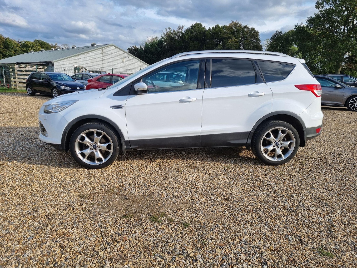 Used Ford Kuga 2015 for sale - 76001116: Photo 33