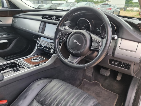 Used Jaguar XF 2016 for sale - 76239829: Photo 11
