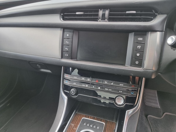 Used Jaguar XF 2016 for sale - 76239829: Photo 14