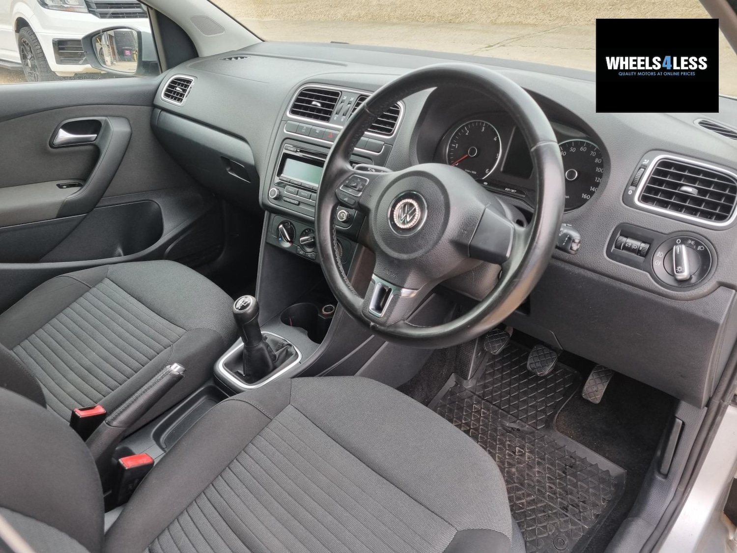 Used Volkswagen Polo 2011 for sale - 77746259: Photo 1