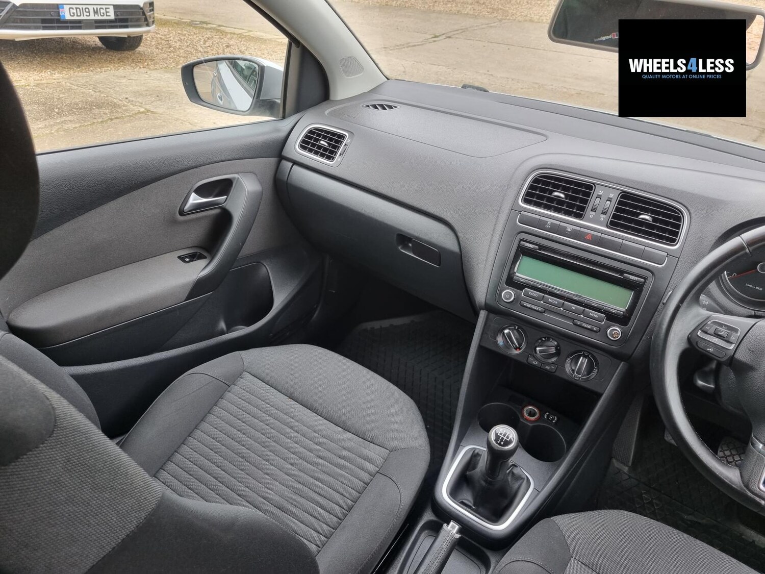 Used Volkswagen Polo 2011 for sale - 77746259: Photo 14