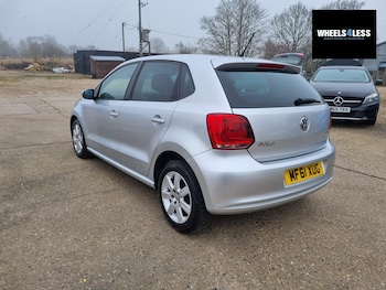 Used Volkswagen Polo 2011 for sale - 77746259: Photo