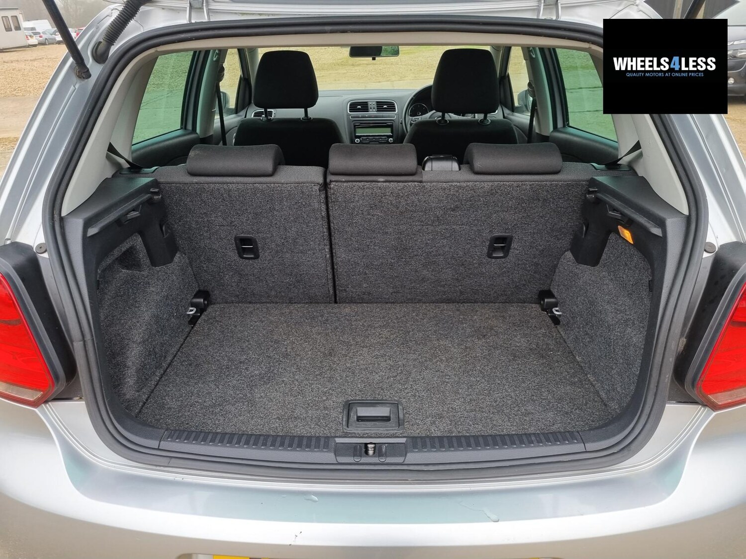 Used Volkswagen Polo 2011 for sale - 77746259: Photo 9