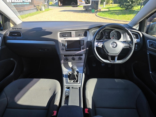 Used Volkswagen Golf 2014 for sale - 76001926: Photo 20
