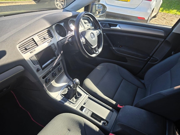 Used Volkswagen Golf 2014 for sale - 76001926: Photo 24