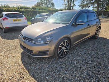 Used Volkswagen Golf 2014 for sale - 76001926: Photo 2