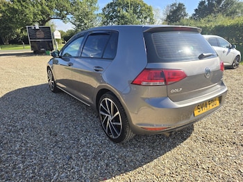 Used Volkswagen Golf 2014 for sale - 76001926: Photo 4