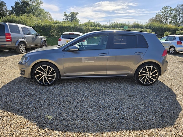 Used Volkswagen Golf 2014 for sale - 76001926: Photo 5
