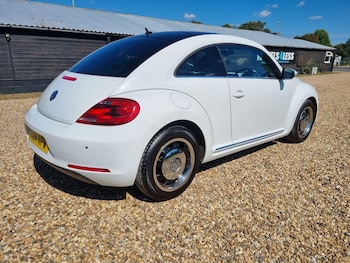 Used Volkswagen Beetle 2014 for sale - 75635649: Photo
