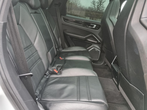 Used Porsche Cayenne 2018 for sale - 73191030: Photo 12