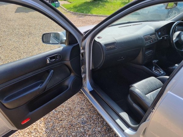 Used Volkswagen Golf 2003 for sale - 75431909: Photo 19