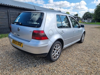 Used Volkswagen Golf 2003 for sale - 75431909: Photo