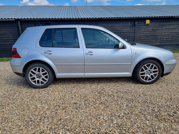 Used Volkswagen Golf 2003 for sale - 75431909: Photo 5