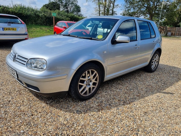 Used Volkswagen Golf 2003 for sale - 75431909: Photo 8