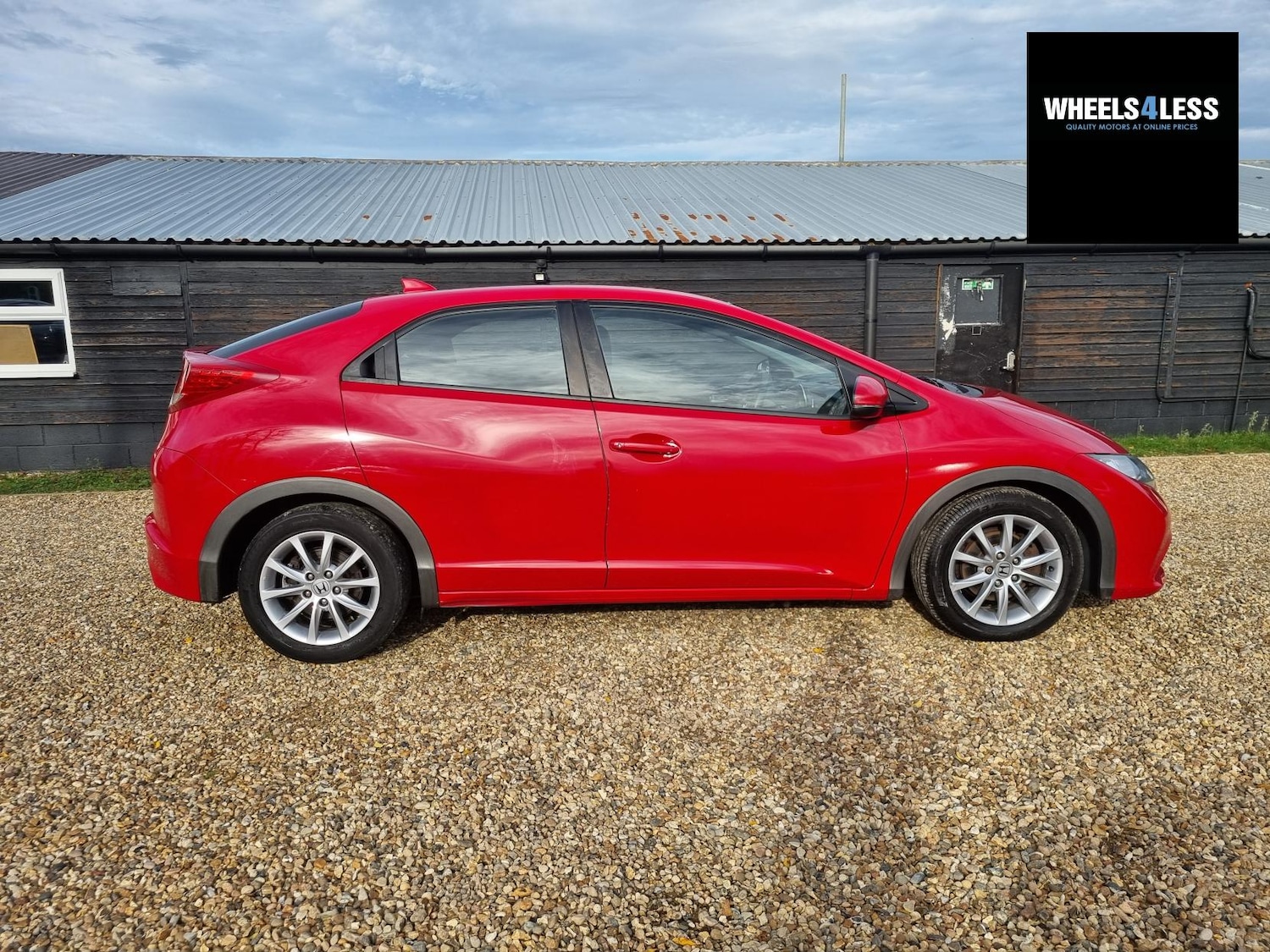 Used Honda Civic 2013 for sale - 76467855: Photo 3