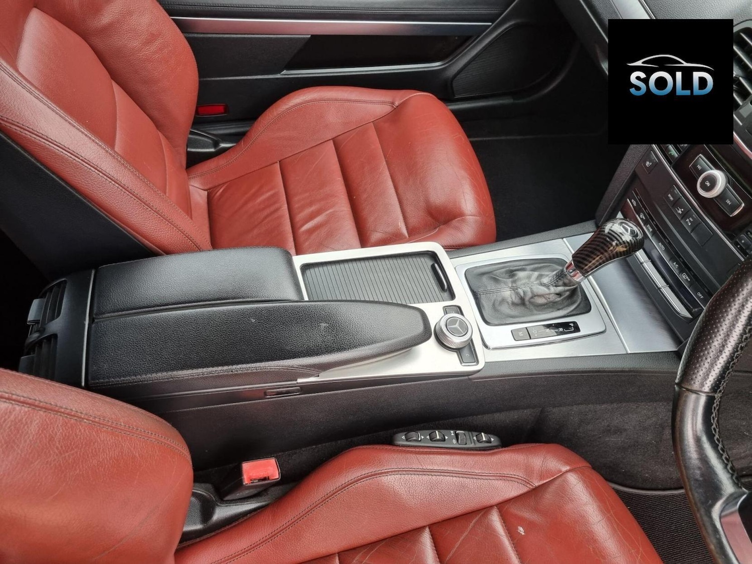 Used Mercedes-Benz E Class 2010 for sale - 76269703: Photo 16