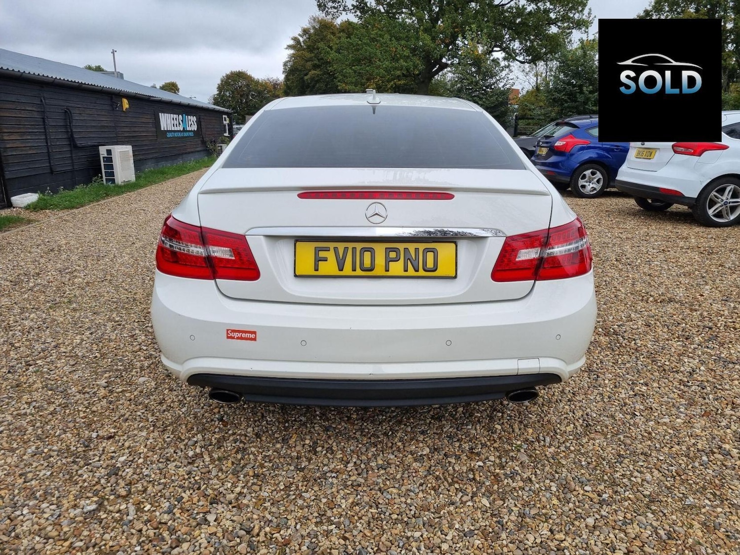 Used Mercedes-Benz E Class 2010 for sale - 76269703: Photo 23