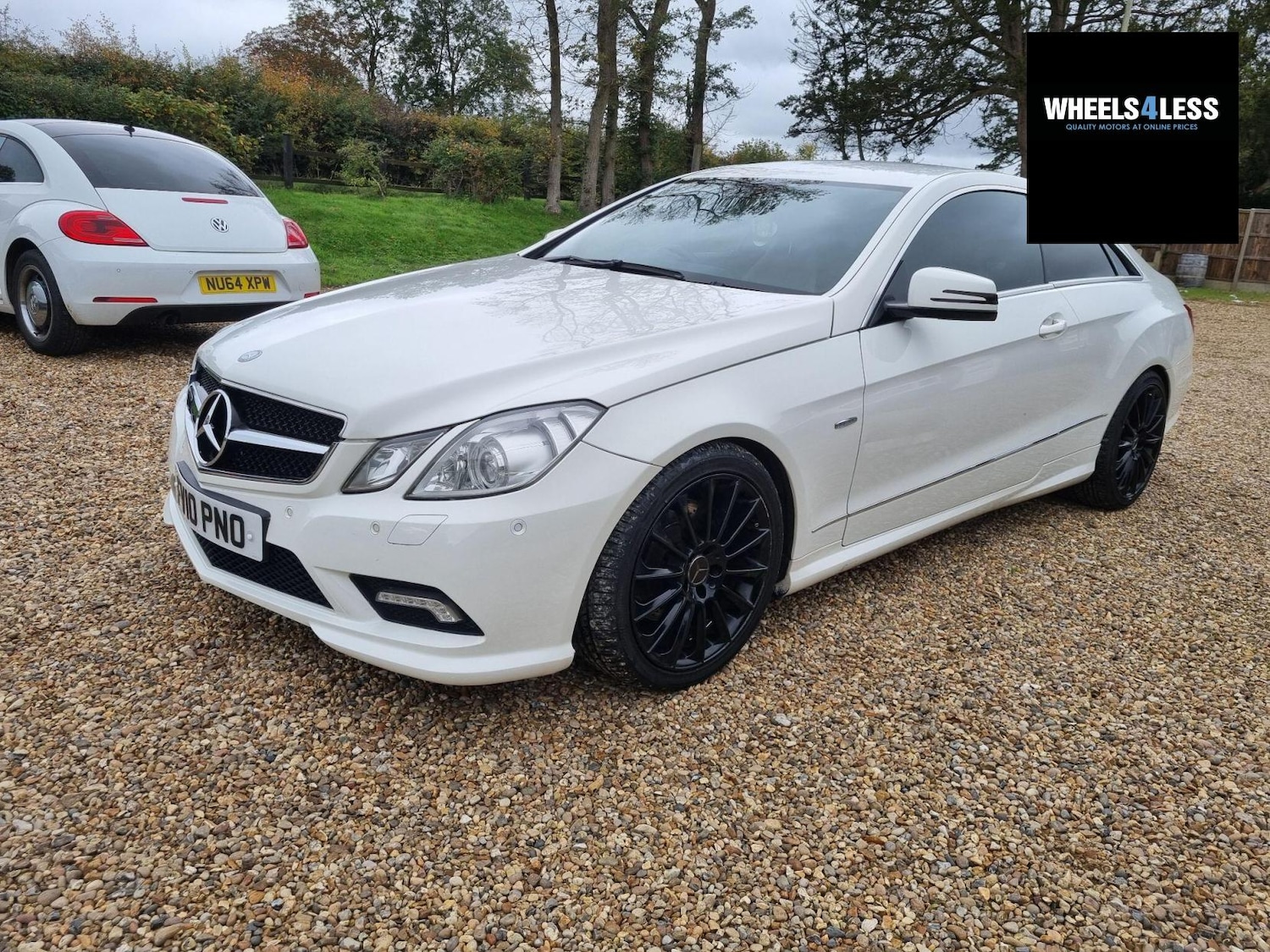 Used Mercedes-Benz E Class 2010 for sale - 76384591: Photo 2