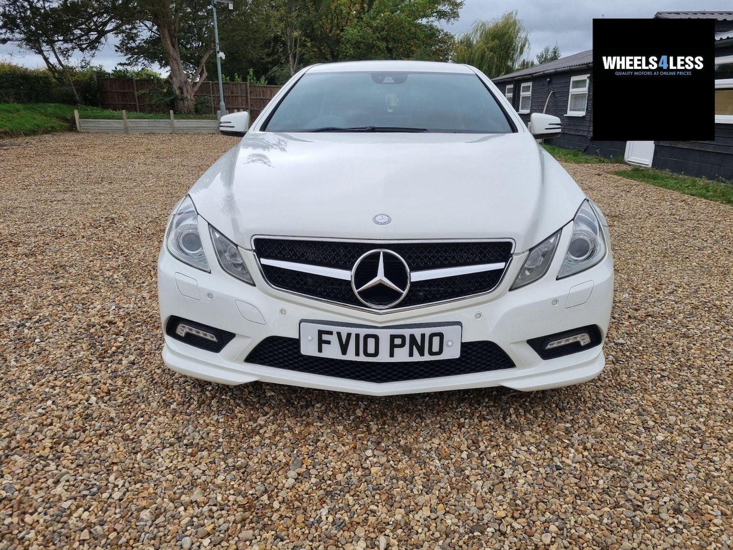 Used Mercedes-Benz E Class 2010 for sale - 76384591: Photo 22