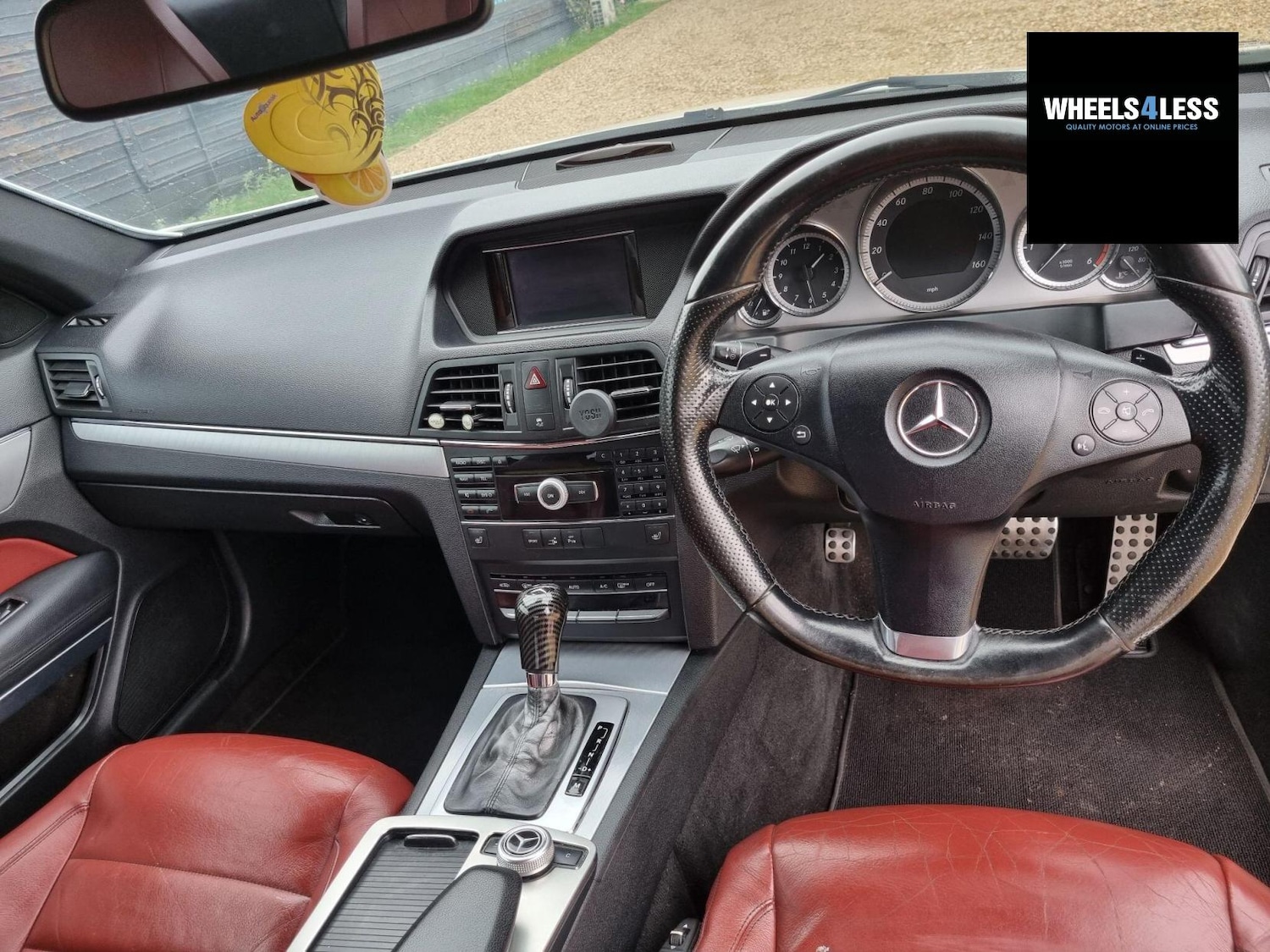 Used Mercedes-Benz E Class 2010 for sale - 76384591: Photo 5